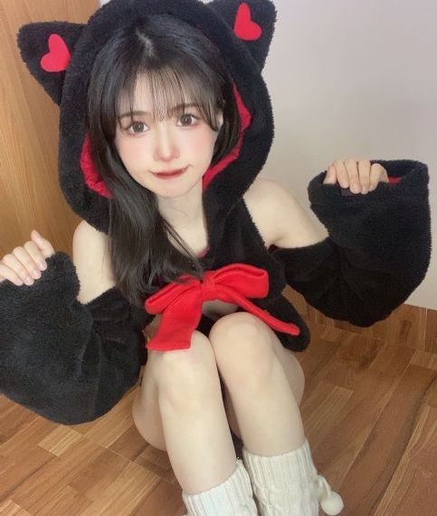 夜夜躁狠狠躁日日躁2002讲述_超清免费播放
