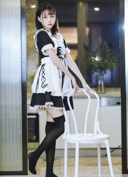 吸血鬼复仇记_十万网红美女美酱